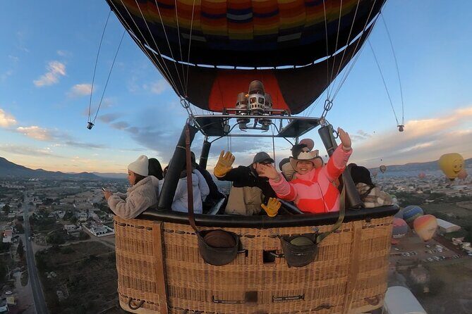 Hot air Balloon ride in Teotihuacan & breakfast in Cave - Who Should Consider This Tour?