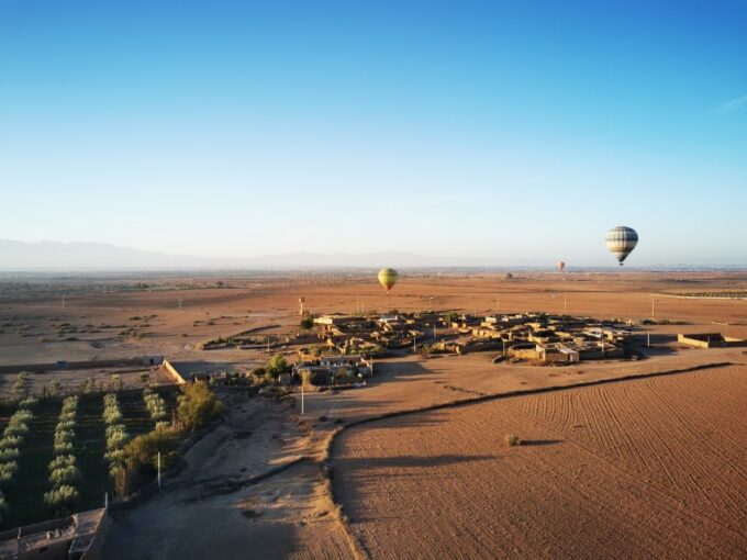 Hot Air Balloon Ride Over Marrakech (Sunrise) - Safety and Pilot Qualifications
