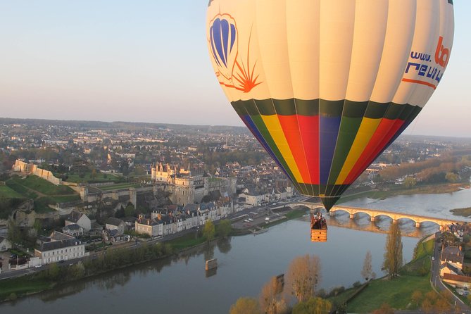 Hot-Air Balloon Ride Over the Loire Valley, From Amboise or Chenonceau - Meeting and Pickup