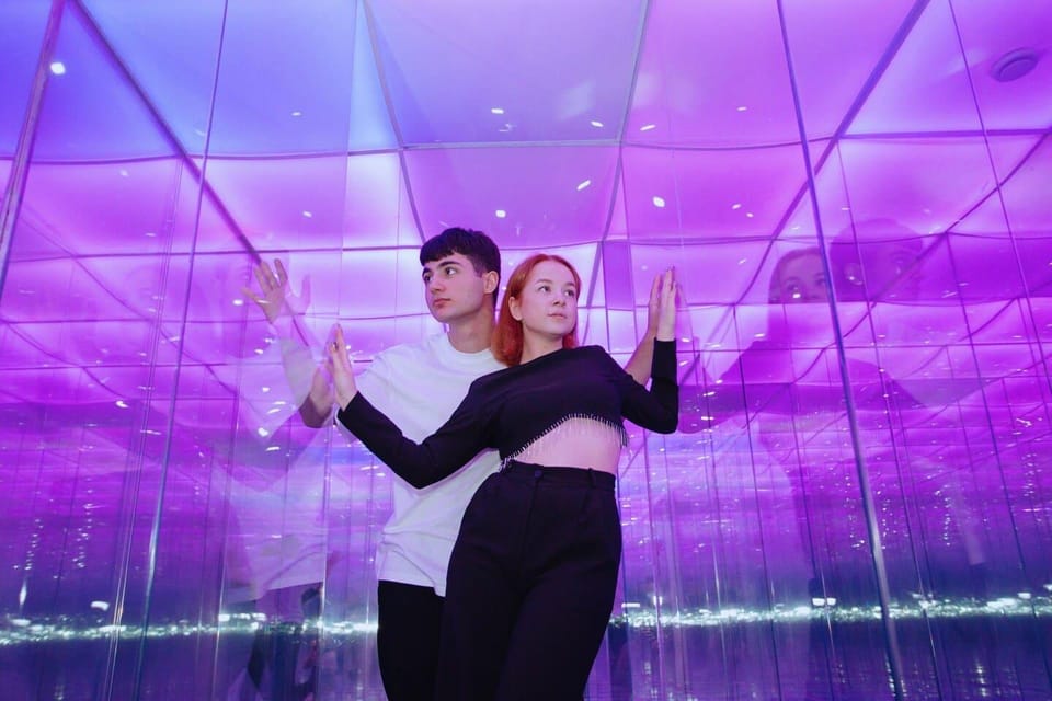 ''House Of Attractions'': Glass Labyrinth Family Ticket 2+1 - What is the Glass Labyrinth in Krakow?