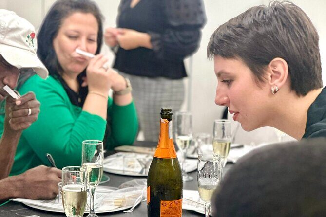 Houston Art of Aromatherapy Perfume Class - The Experience: What You Can Expect