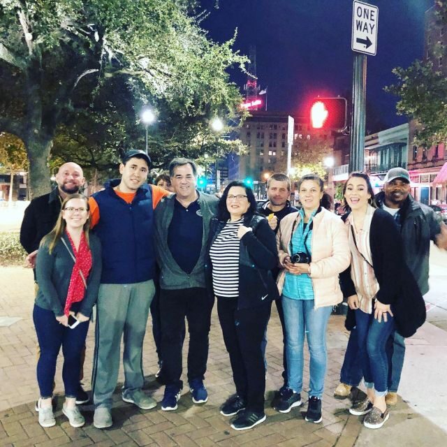 Houston: Astroville Food Tour of Downtown Houston - Sensory and Practical Details