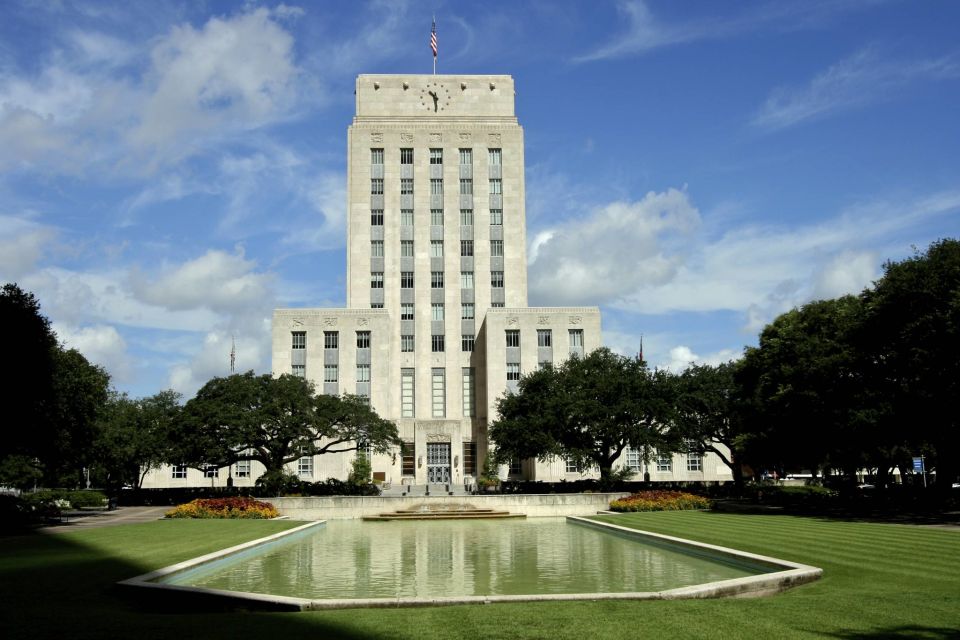 Houston: Sights of Downtown Smartphone Audio Walking Tour - Theater District