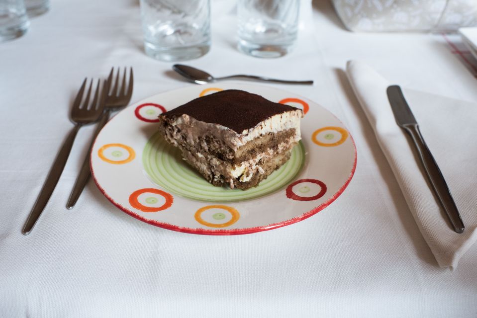 How To: Pasta and Tiramisu Class at a Local's Home - Key Points