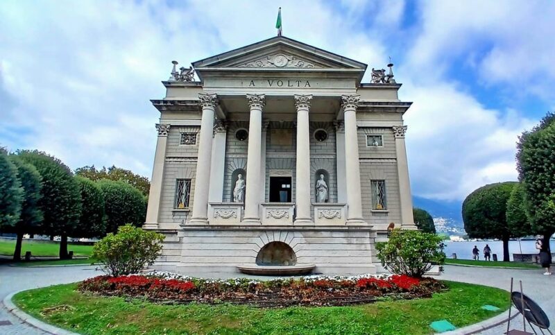 How To: Tour of the Historic Center - Experiencing Piazza Cavour