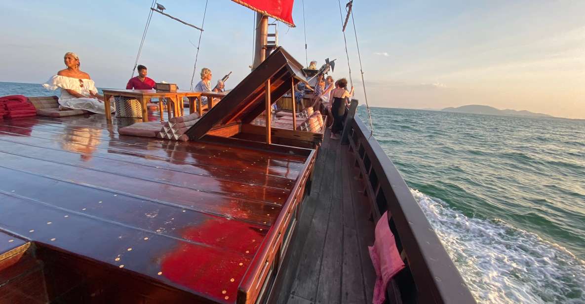 Hua Hin: Siamtara Sunset Sailing Dinner Cruise With Pickup - Key Points