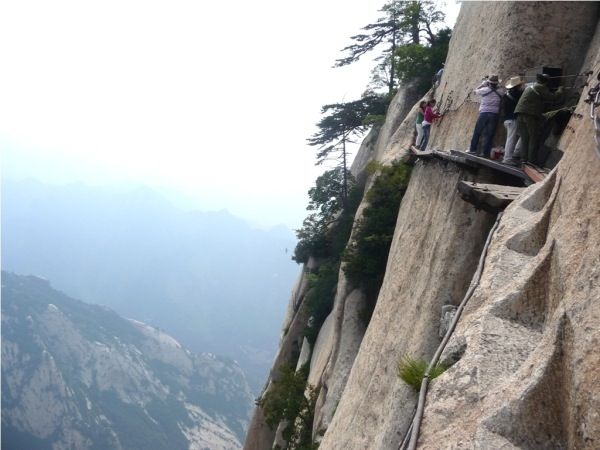 Hua Shan Mountain Private Day Tour - Hiking and Cable Car