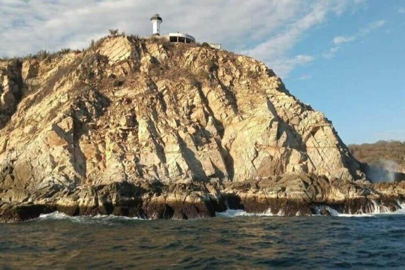 Huatulco: 7 Bays Boat Tour with Snorkeling and Lunch - Exploring the Itinerary and What You Can Expect