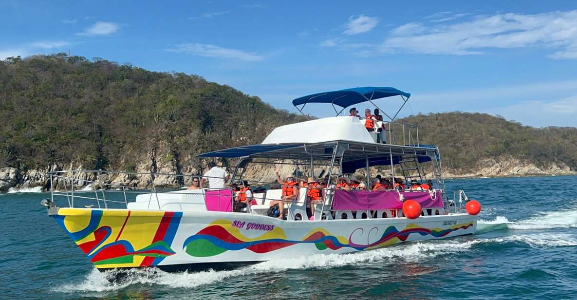 Huatulco Bay: Bays Boat Tour & Snorkeling Experience - Boat Cruise Details