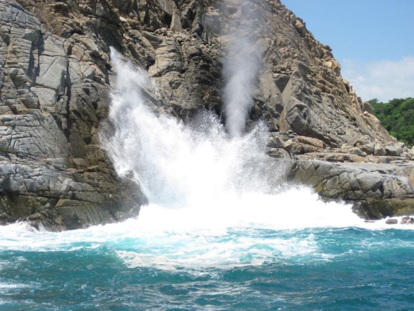 Huatulco Bay: Bays Boat Tour & Snorkeling Experience - Inclusions and Exclusions
