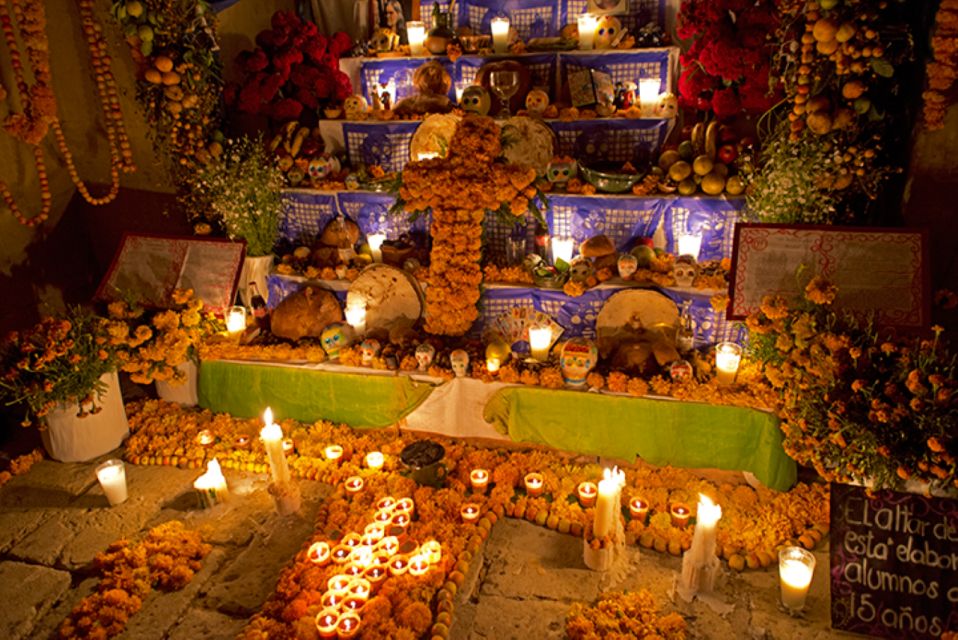Huatulco: Day of the Dead Experience and Tour - Experiencing the Vibrant Celebrations