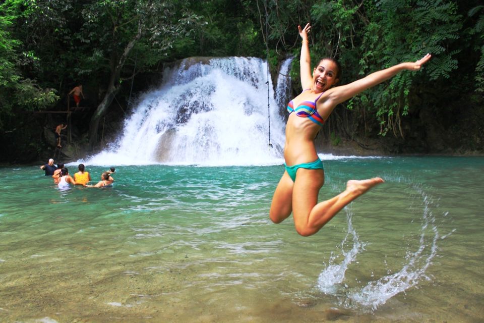 Huatulco: Llano Grande Waterfalls - Refreshing Swim at Llano Grande