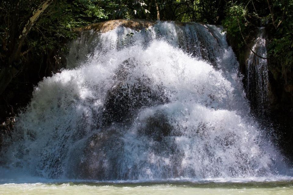 Huatulco: Llano Grande Waterfalls - Expert Bilingual Guide Accompanies