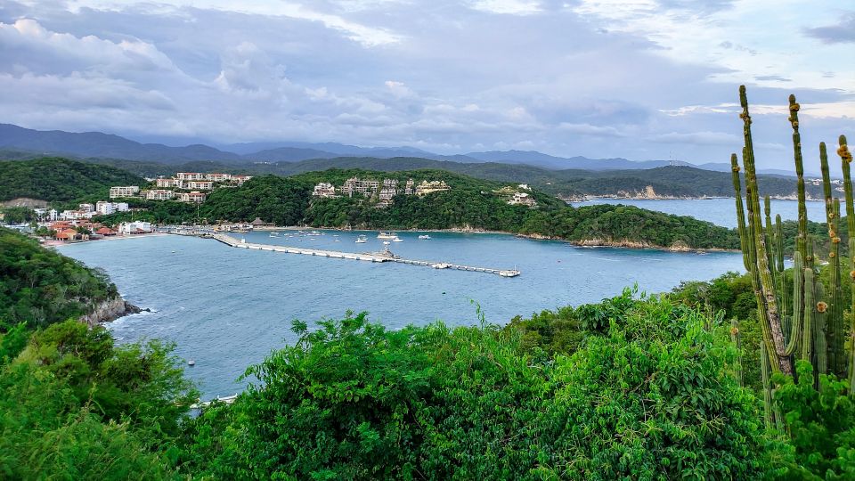 Huatulco: Rafting, Snorkelling and Scenic View Tour - Bilingual Guide