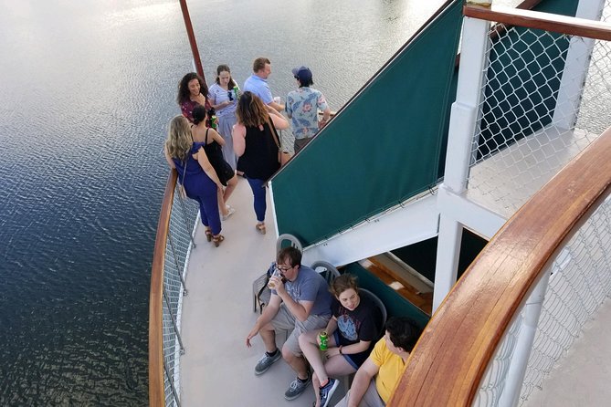 Hudson River Sightseeing Cruise From Albany - Amenities and Services