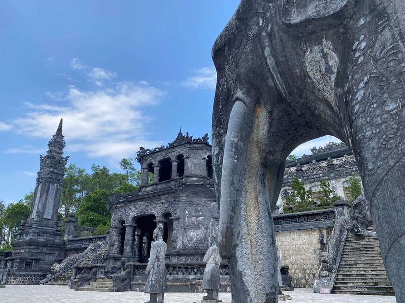 Hue City Deluxe Group Tour (Max 12 Pax) - Key Points