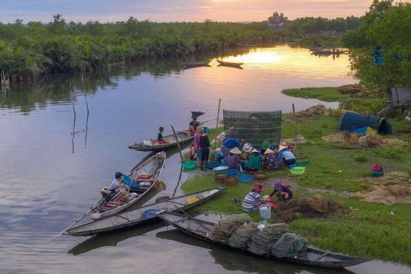 Hue City: Tam Giang Lagoon Sunset Cruise Tour With Dinner - Key Points