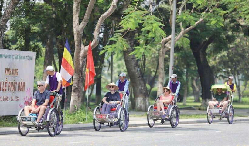 Hue Cyclo Tour, Folk Music on Perfume River With Hue Cuisine - Tour Overview and Pricing