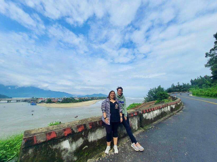 Hue-Da Nang-Hoi an Bus Tour With English Guide & Sightseeing - Transportation and Inclusions