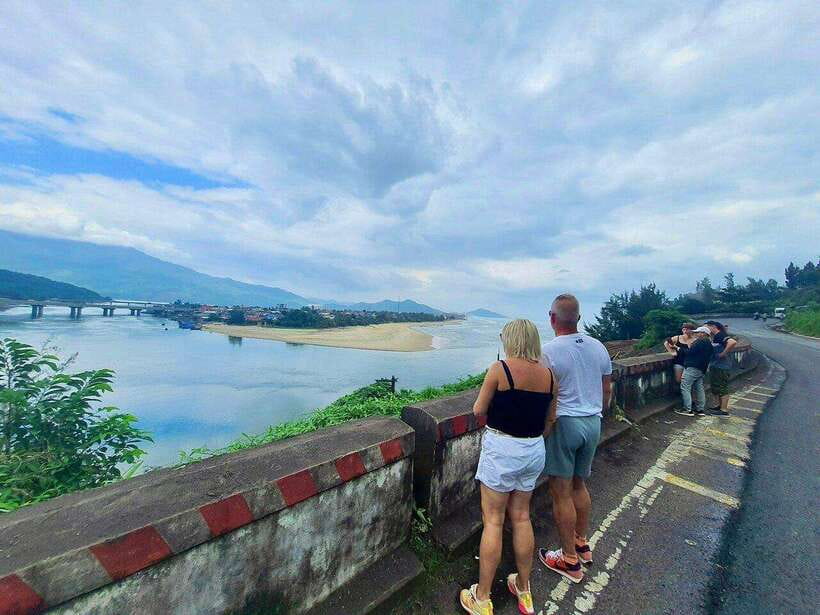 Hue-Da Nang-Hoi an Bus Tour With English Guide & Sightseeing - Frequently Asked Questions