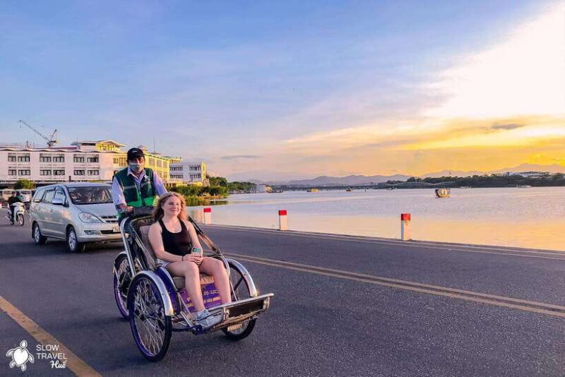 Hue Evening Foodie Cyclo Tour & Folk Music on Perfume River - Evening Dragon Boat Ride