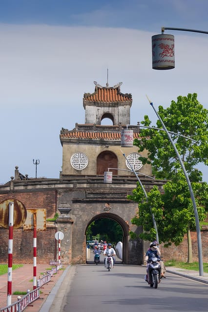 Hue Evening Foodie Cyclo Tour - Important Information