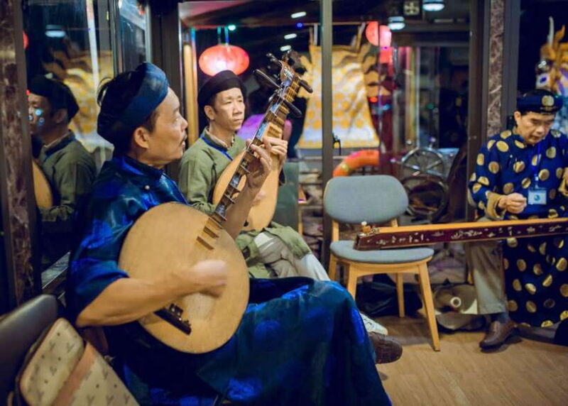 Hue: Folk Song on Perfume River Dragon Boat - Scenic Cruise on the Perfume River