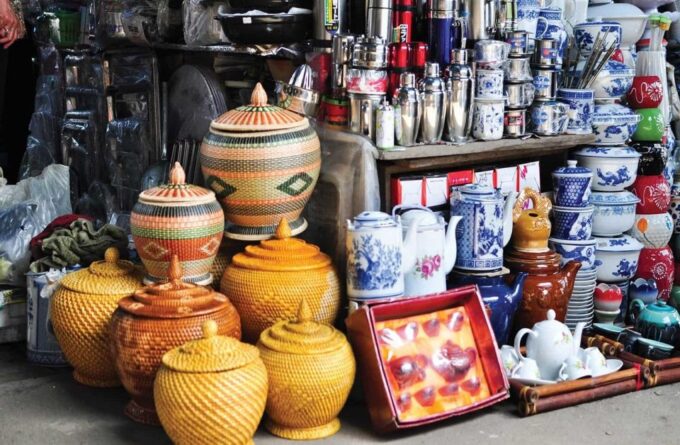 Hue Food Tour by Walking or Cyclo or Motorcycle With Driver! - Getting to Hue