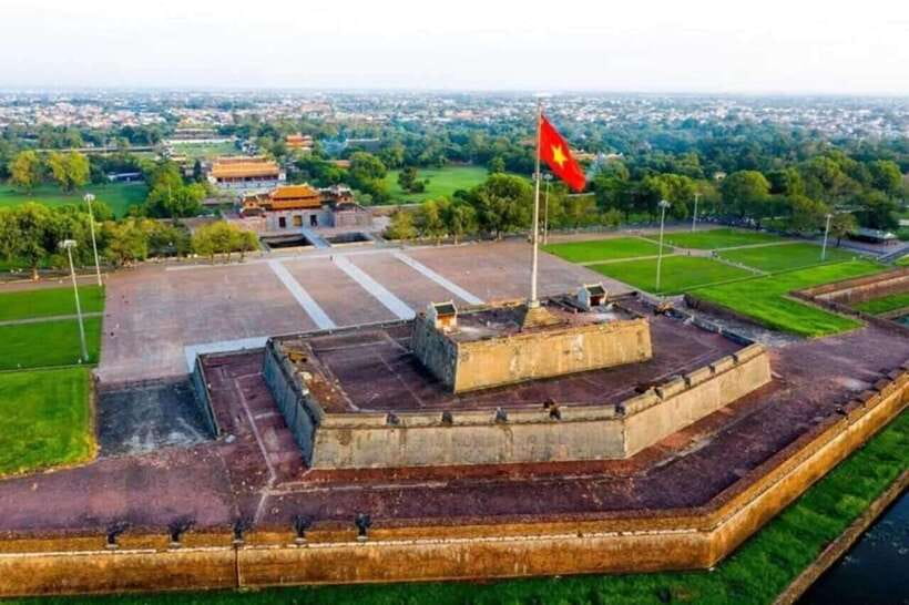 Hue: Full-Day City Tour With Boat Trip and Lunch - Thien Mu Pagoda: A Spiritual Journey