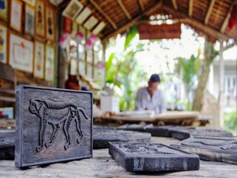 Hue: Half-day Exploring Hues Art And Tradition - Crafting the Iconic Bai Tho Hat
