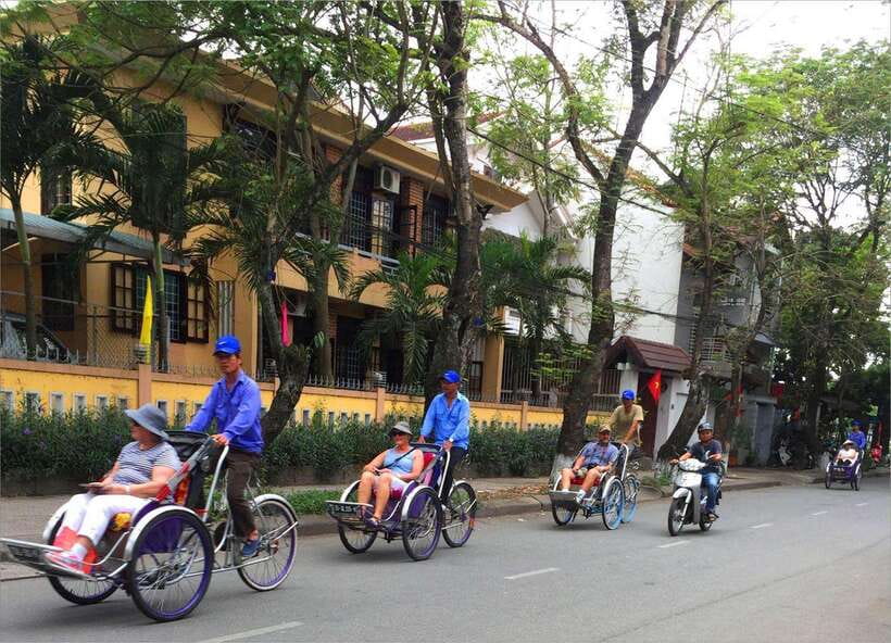 Hue Heritage Tour by Cyclo: Citadel, Museums & Local Market - Key Points
