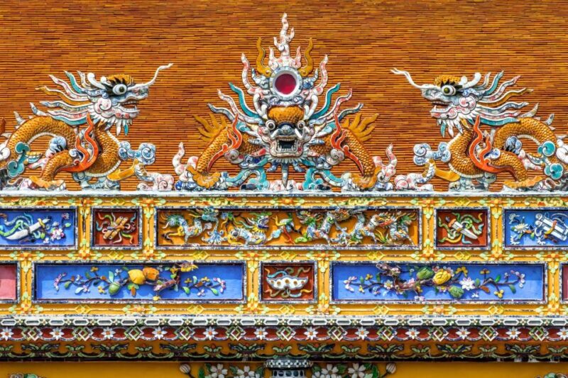 Hue: Hue Walking Tour to Imperial Citadel With Tour Guide - Tour Guide Experience