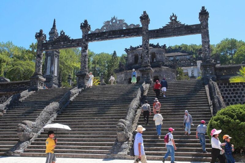 Hue: Imperial City, Royal Tombs & Pagoda Tour by Private Car - Additional Sites: Thuy Xuan Hue Incense Village