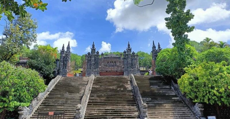 Hue: Imperial City, Royal Tombs & Pagoda Trip By Private Car - Royal Tombs