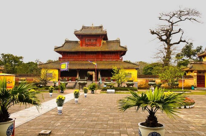 Hue: Imperial City, Tombs by Car and English Speaking Driver - Frequently Asked Questions