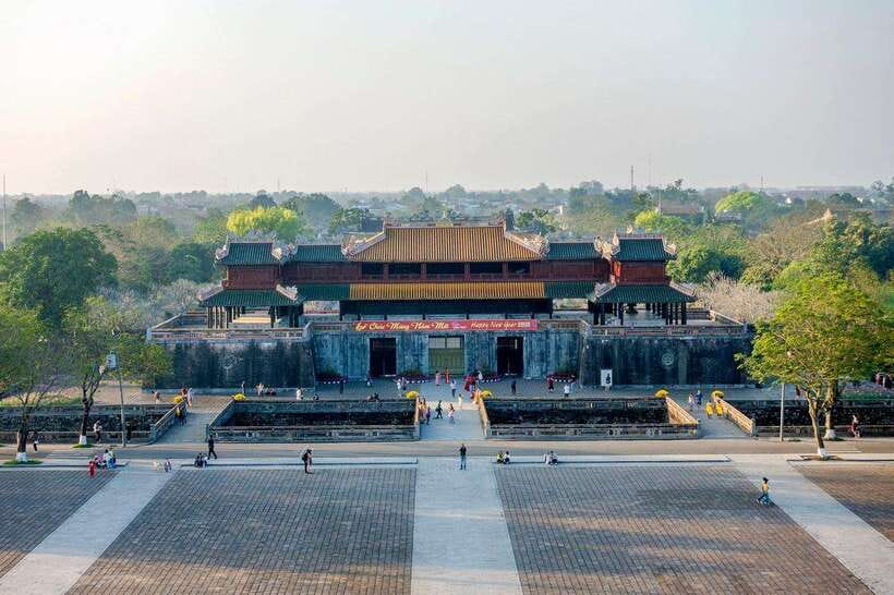 Hue Imperial City Tour & Hai Van Pass : From Hoi An /Da Nang - Exploring the Historic Nguyen Dynasty in Hue