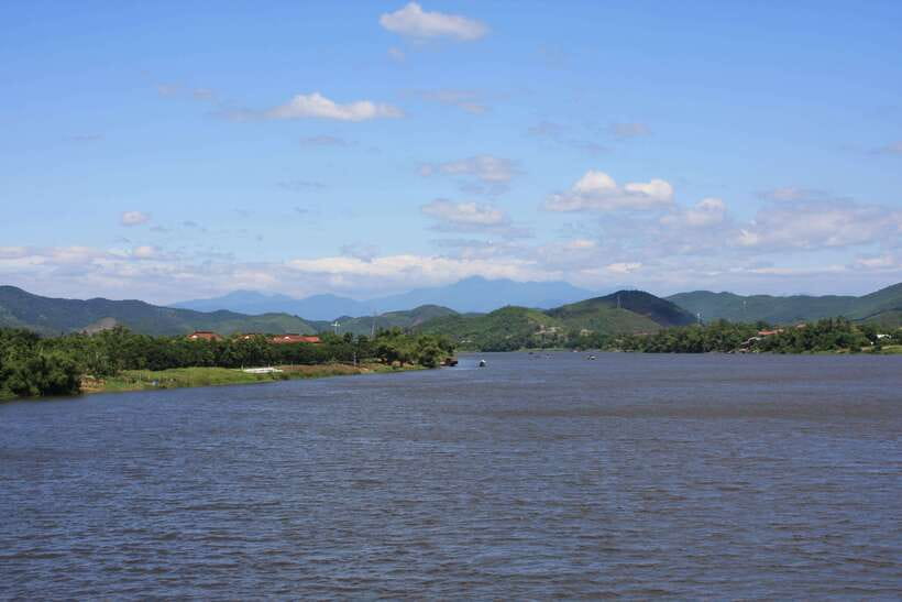 Hue: Perfume River Dragon Boat Cruise Pagoda & Tombs Visit - Important Information for Travelers
