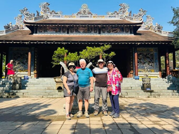 Hue: Royal Tombs & Pagoda Tour By Dragon Boat & Private Car - Customer Feedback and Ratings