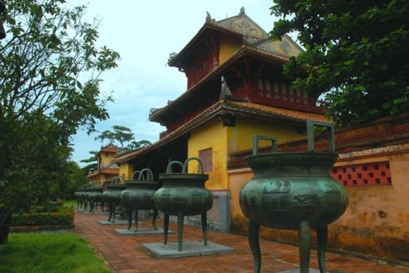 Hue Royal Tombs Tour: Visit Best Tombs of Kings With Guide - Key Points