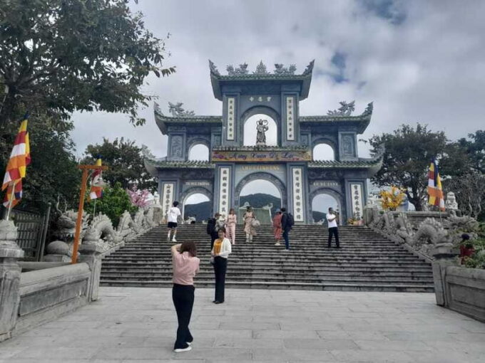 Hue to Hoi An via An Bang Cemetery & Monkey Mountain - Frequently Asked Questions