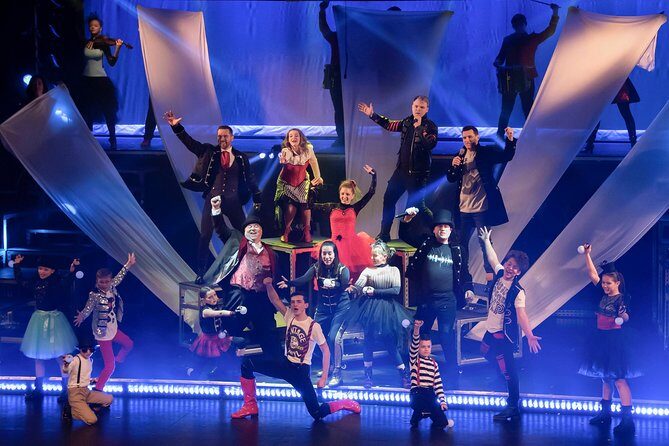 Hughes Music Show in Branson - An Honest Look at the Hughes Music Show in Branson