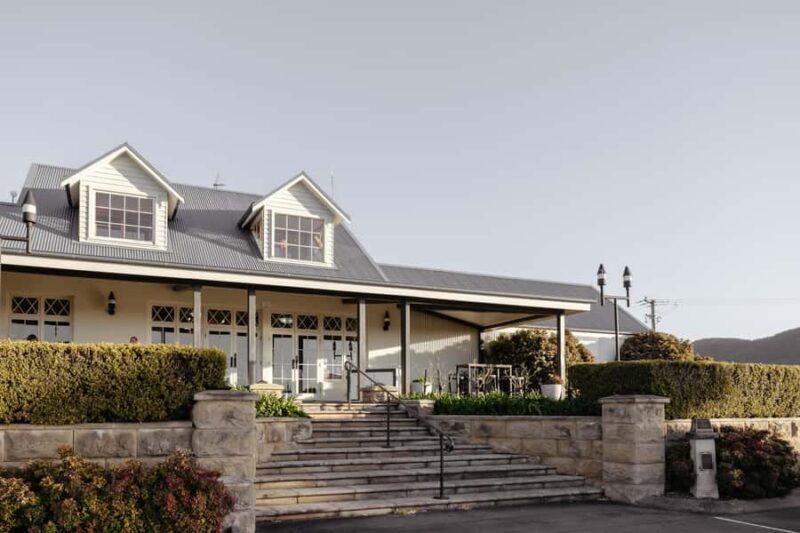 Hunter Valley: Wine Tour with 2-Course Lunch, Choc & Cheese - What Reviewers Say