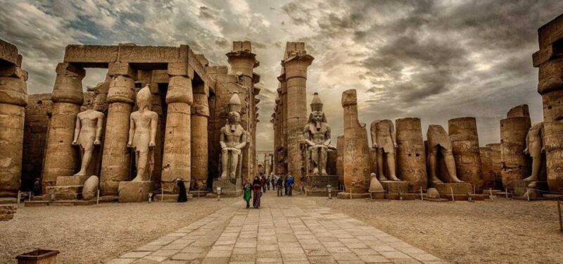 Hurghada: Luxor Valley of Queens, Hatshepsut, Karnak With Lunch - Itinerary and Activities
