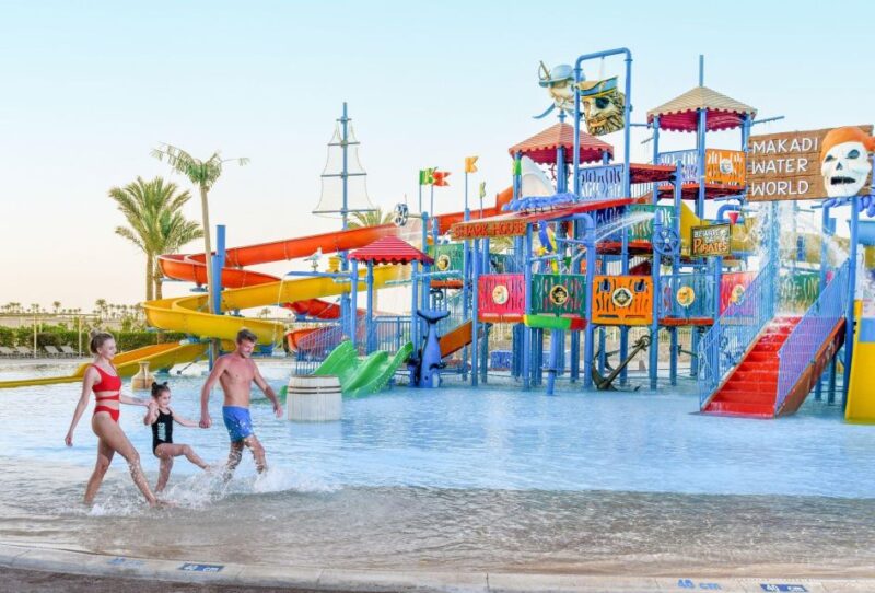 Hurghada: Makadi Water World With Lunch, Drinks & Transfers - Inclusions and Amenities