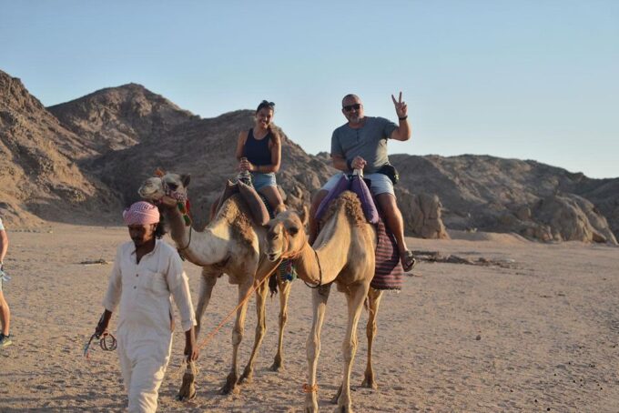 Hurghada: Stargazing With Candlelight Dinner With Quad - Unique Dining Experience
