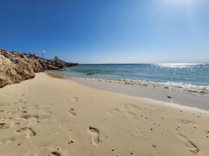 Hurghada: Three Hours on Magawish Island Tour by Speedboat - Tips for Your Trip