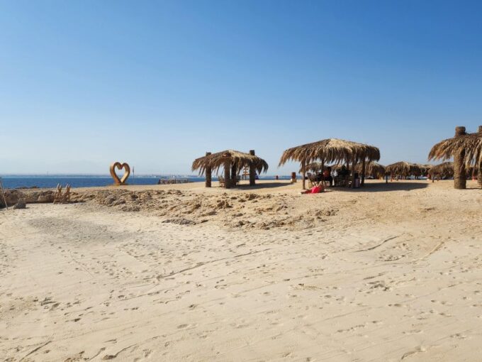 Hurghada: Three Hours on Magawish Island Tour by Speedboat - The Sum Up