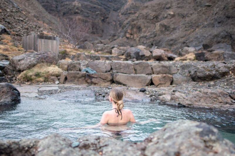 Husafell: Canyon Baths Soak With Short Highlands Hike - Inclusions and Amenities