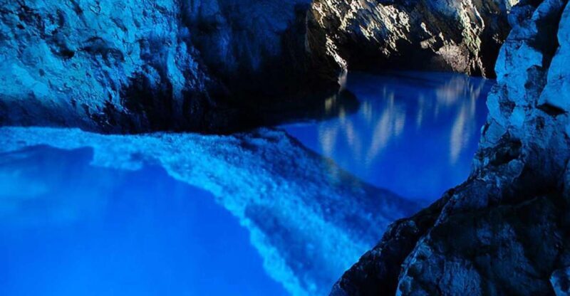 Hvar:Blue & Grenn Cave and Vis Island Private Speedboat Tour - An In-Depth Look at the Experience
