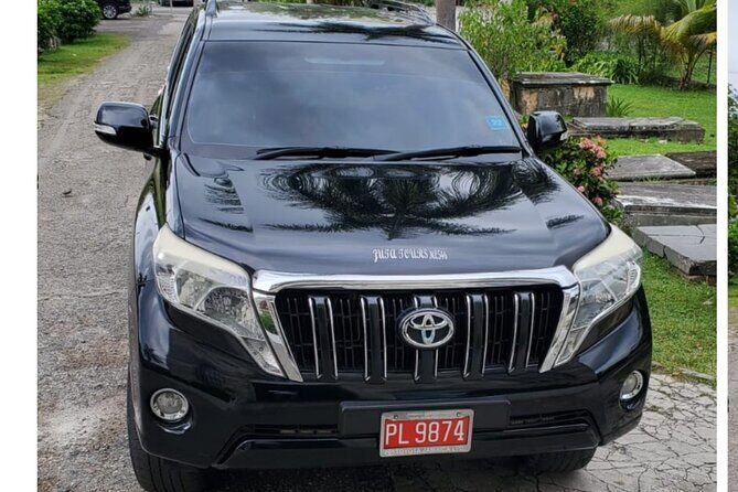 Hyatt Zilara and Ziva Airport Transfer - The Benefits of Real-Time Tracking and Communication